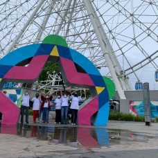 Frequentadores da Casa de Convivência Maria Haydee conheceram a Roda Gigante Rio Star - Divulgação